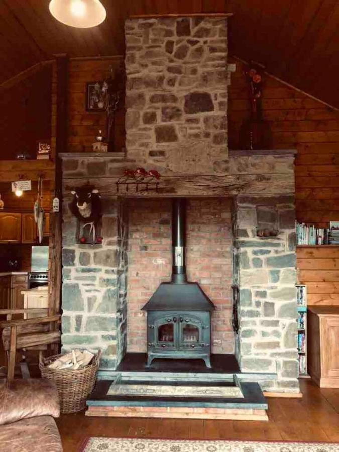 George Cabin - Log Cabin In Wales With Hot Tub Newtown  Exterior photo