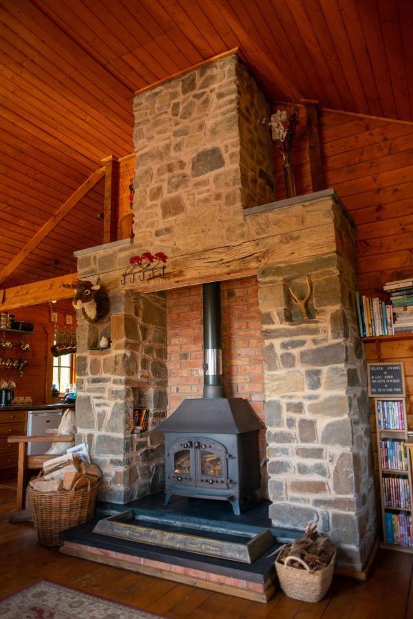 George Cabin - Log Cabin In Wales With Hot Tub Newtown  Exterior photo